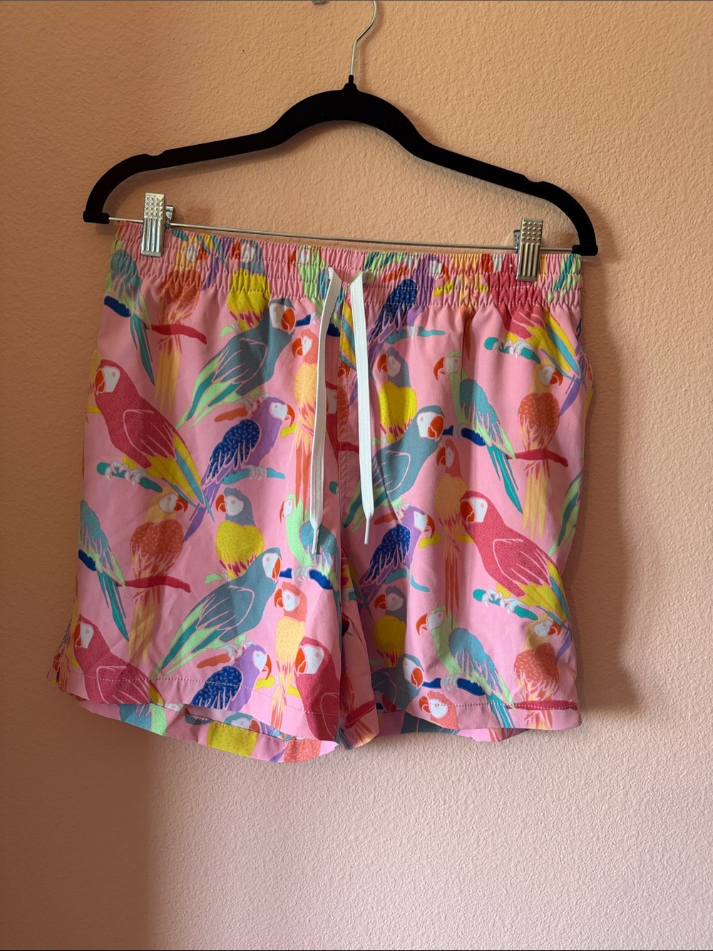 Men’s chubbies Pink Tropical Parrot Swim Trunks